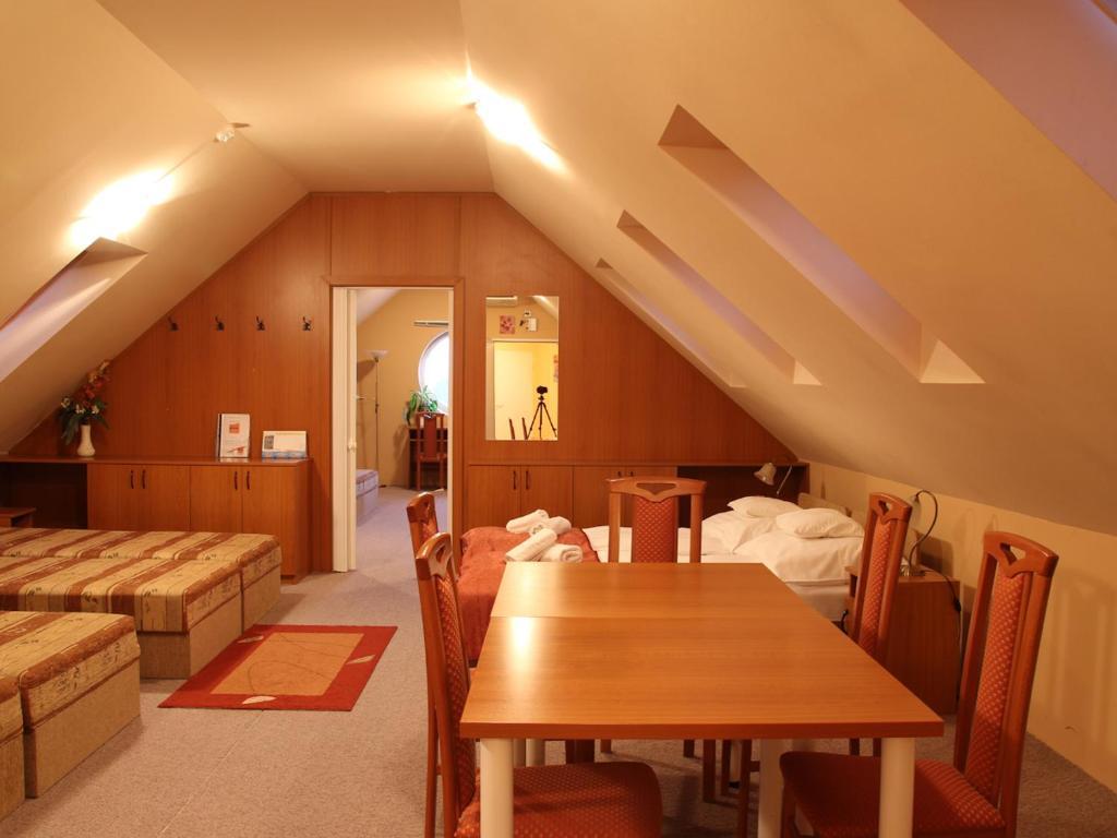 Thermal Panzio Mórahalom 部屋 写真