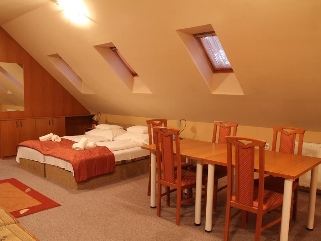 Thermal Panzio Mórahalom 部屋 写真
